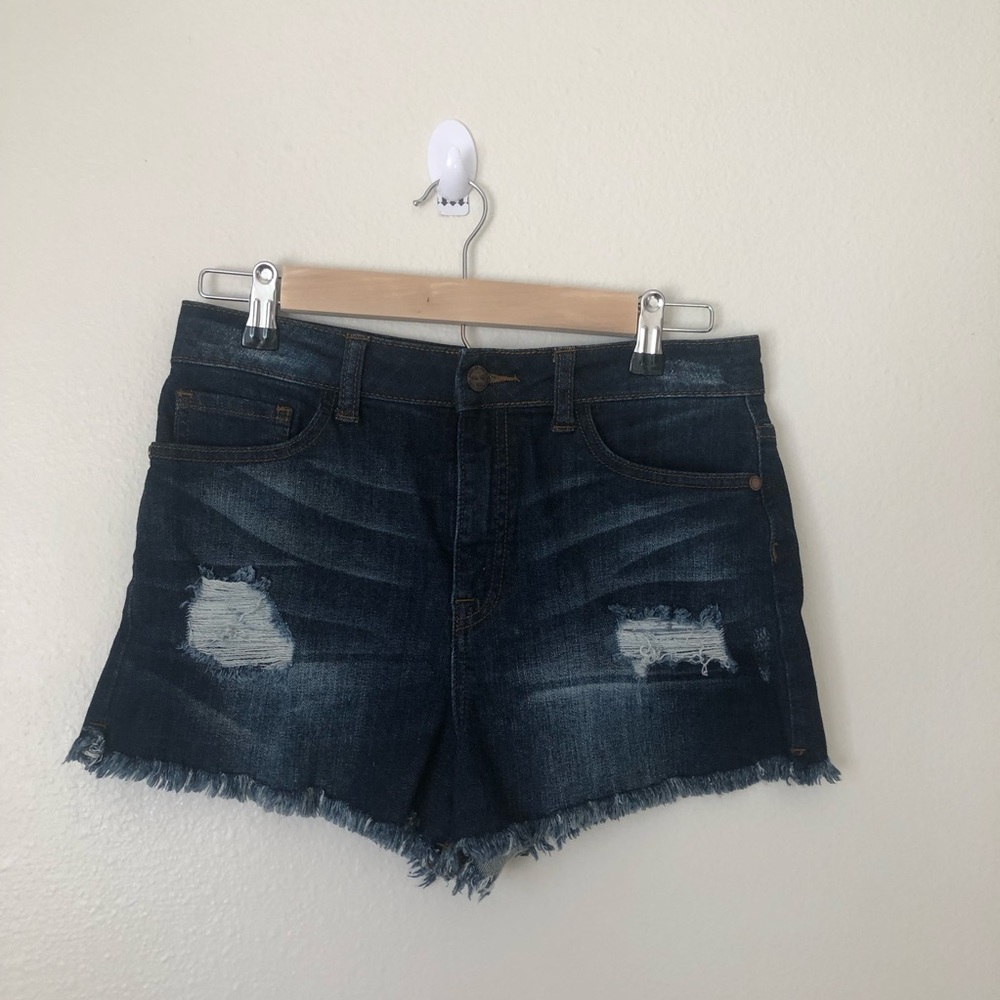 Sneak Peek High-waist  Distressed Cut-off Shorts